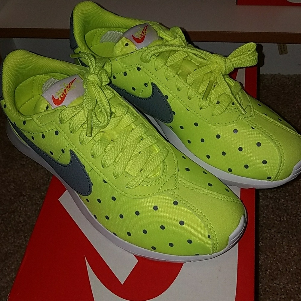 Polka dot roshes